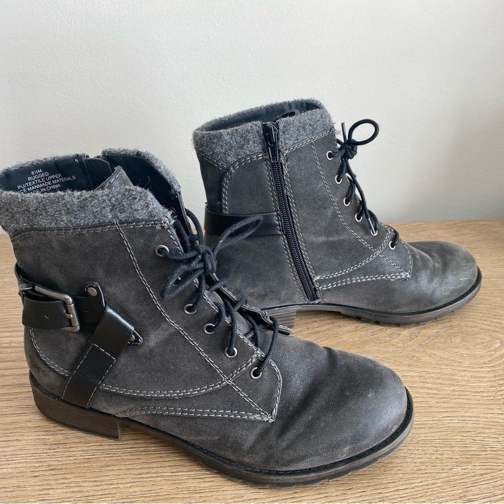 Black boots